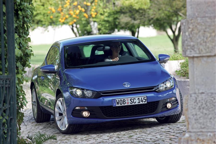  Volkswagen Scirocco 2008 года  (фото 1 из 143)